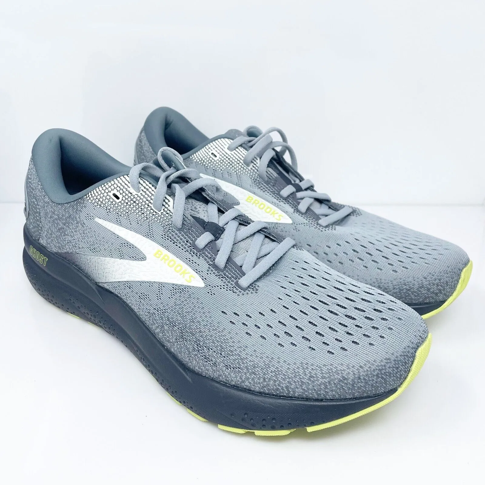 Brooks Mens Ghost 16 1104181D040 Gray Running Shoes Sneakers Size 12 D