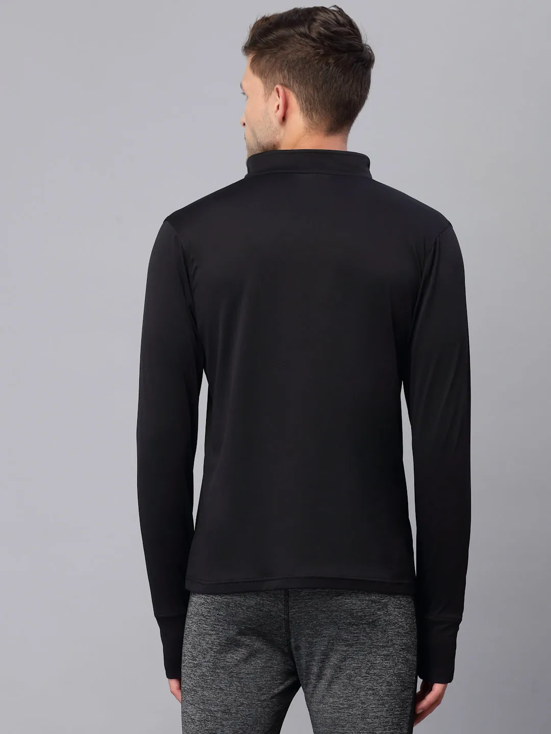 JUMP USA Outdoor Men Black Rapid-Dry Solid T-Shirts