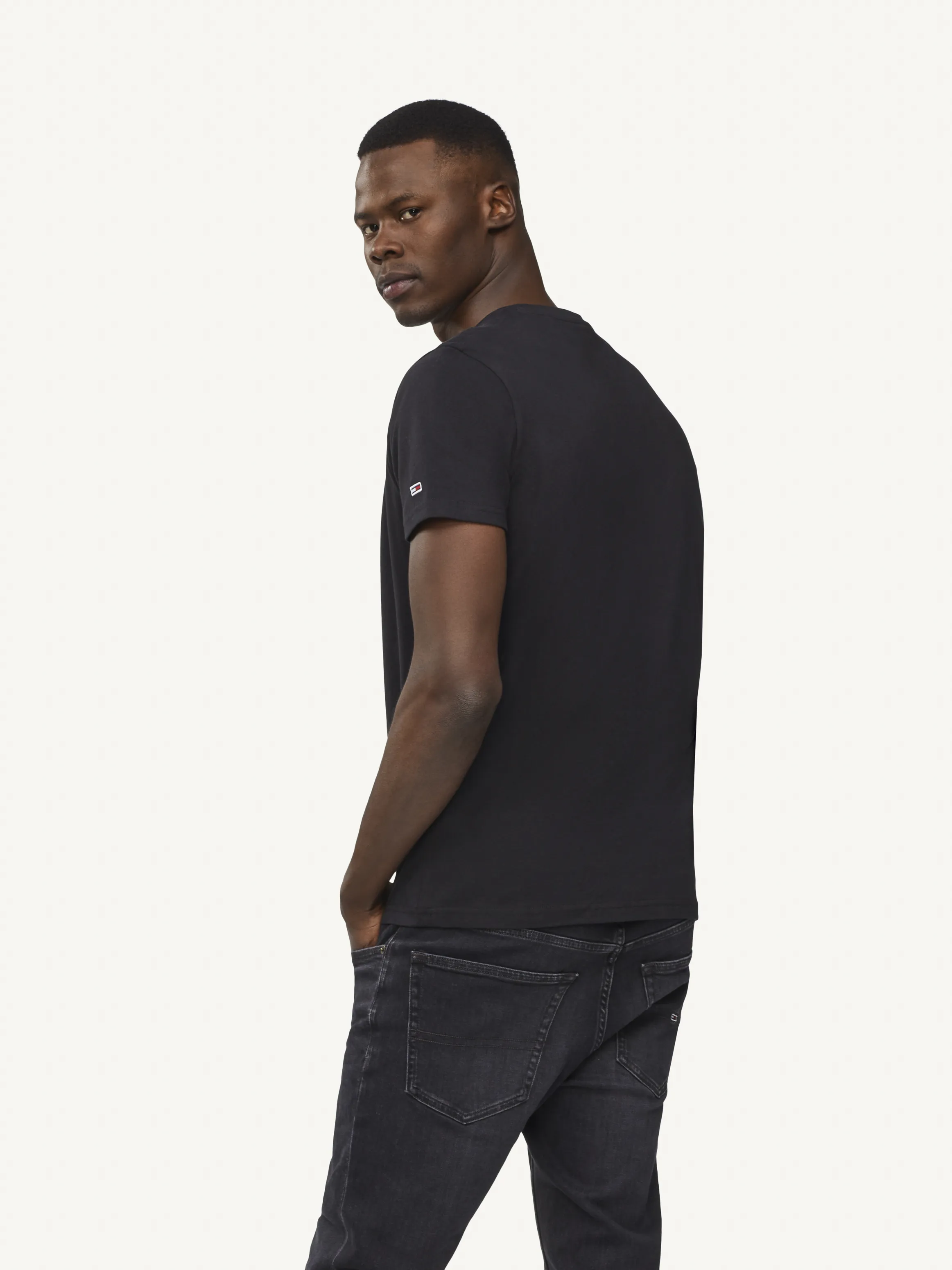 Tommy Contrast Block Tee | T-Shirts | Tommy Hilfiger